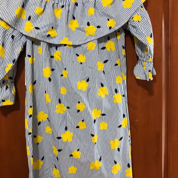 Crown and Ivy Lemon Print Dress Size Medium NWT - Picture 7 of 8